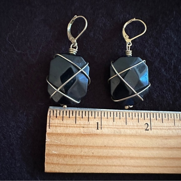 Vintage Joan Rivers Gold Wire Wrapped Caged Faux black Stone Dangle Earrings - Picture 6 of 12